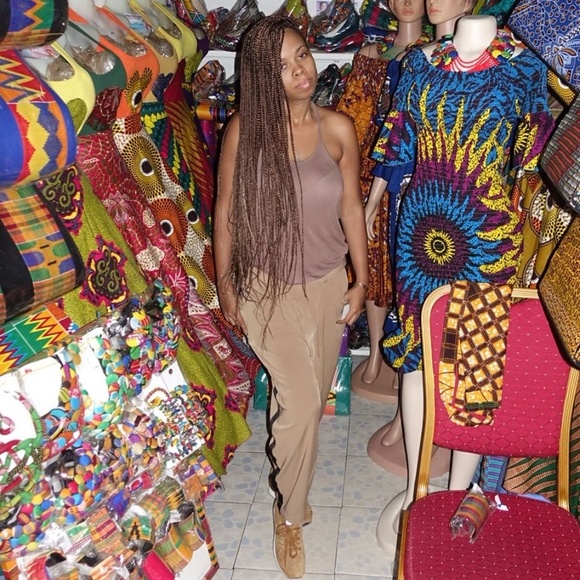 Meet your Posher, NiaMarie.me - Picture 8 of 8